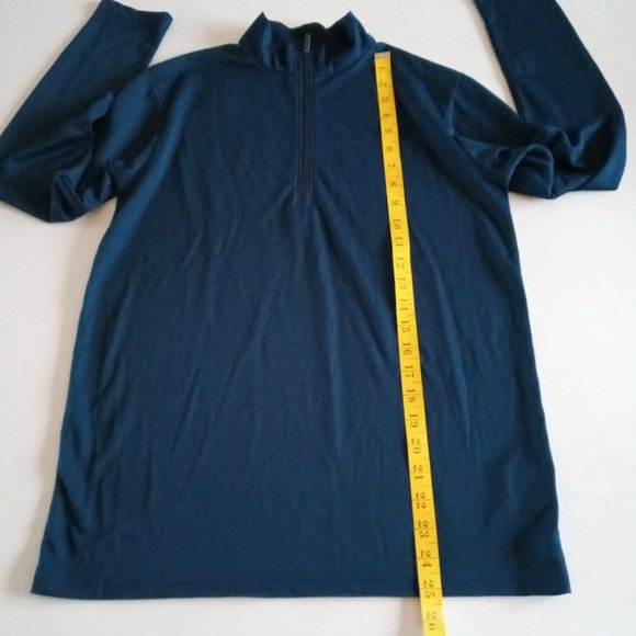 The North Face 1/4 zip  FlashDry Long-Sleeve T-Shirt - Picture 4 of 7